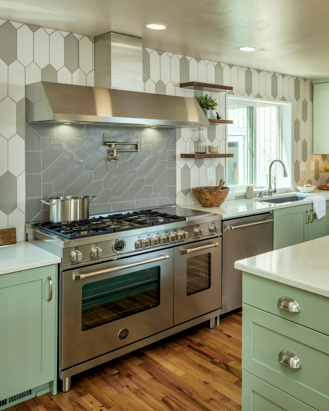 Green Garden Kitchen