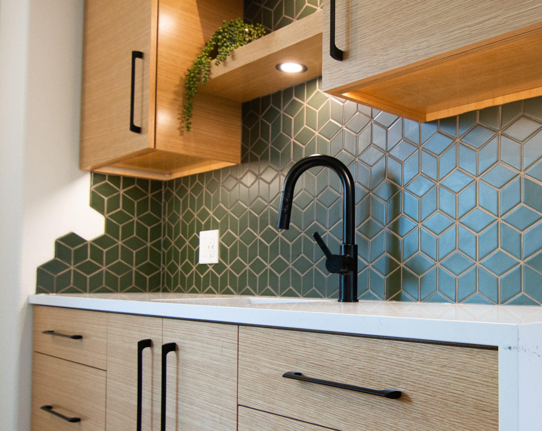 GCCO-Feature-Live-Tile-Edge