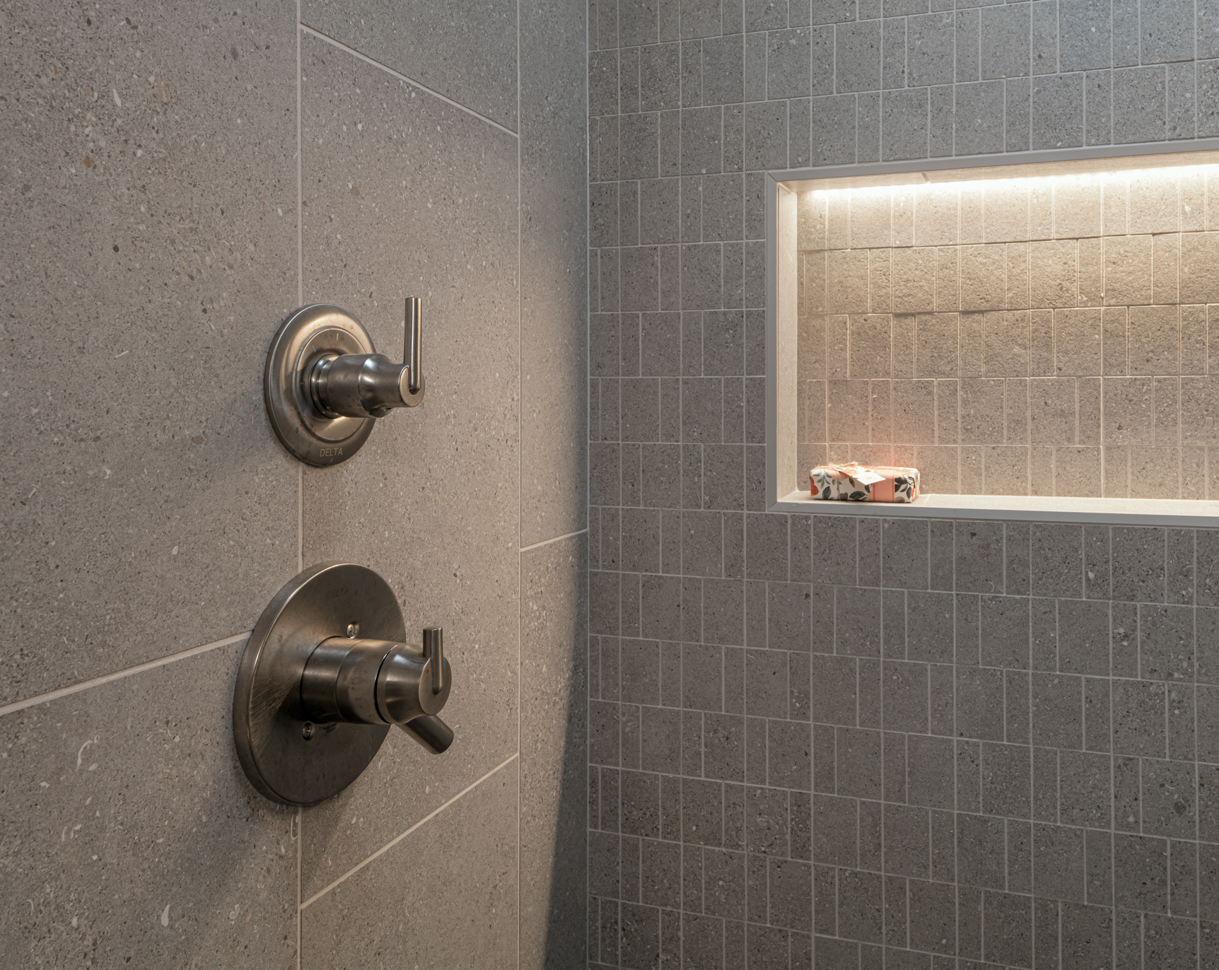 MCBR-Robbins-Feature-Shower-Valve-Placement