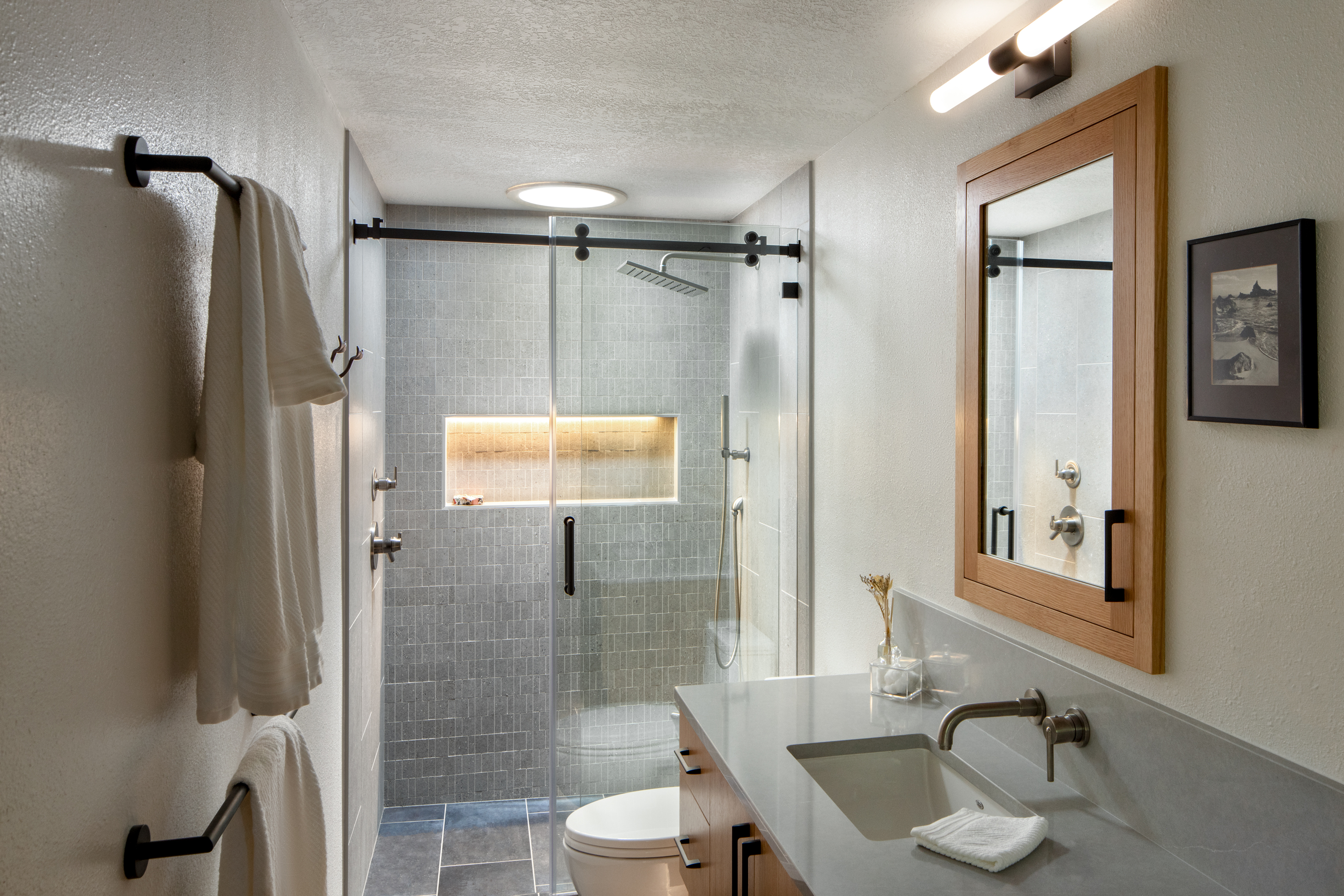 Modern Compact Bathroom Remodel