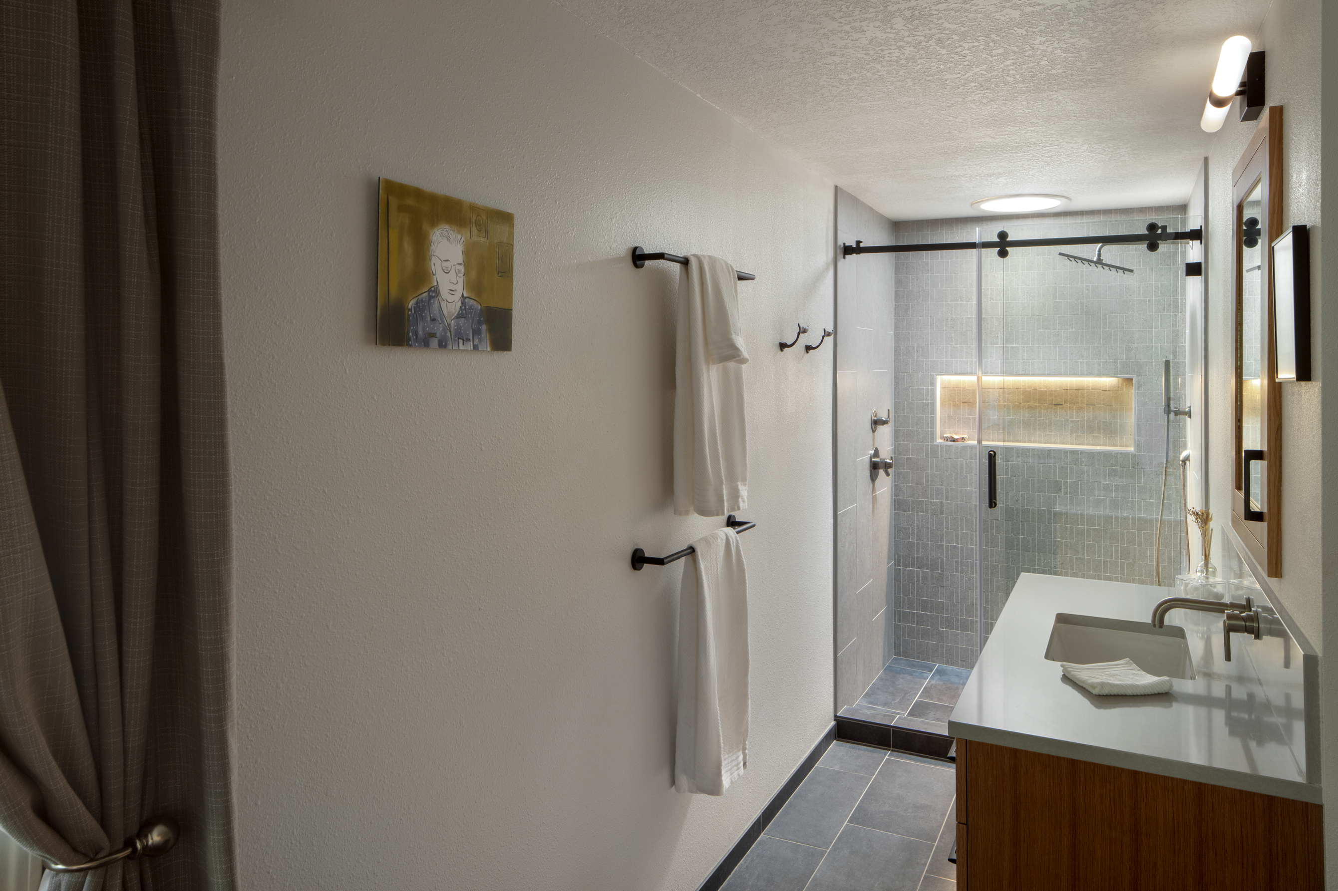 Modern Compact Bathroom Remodel