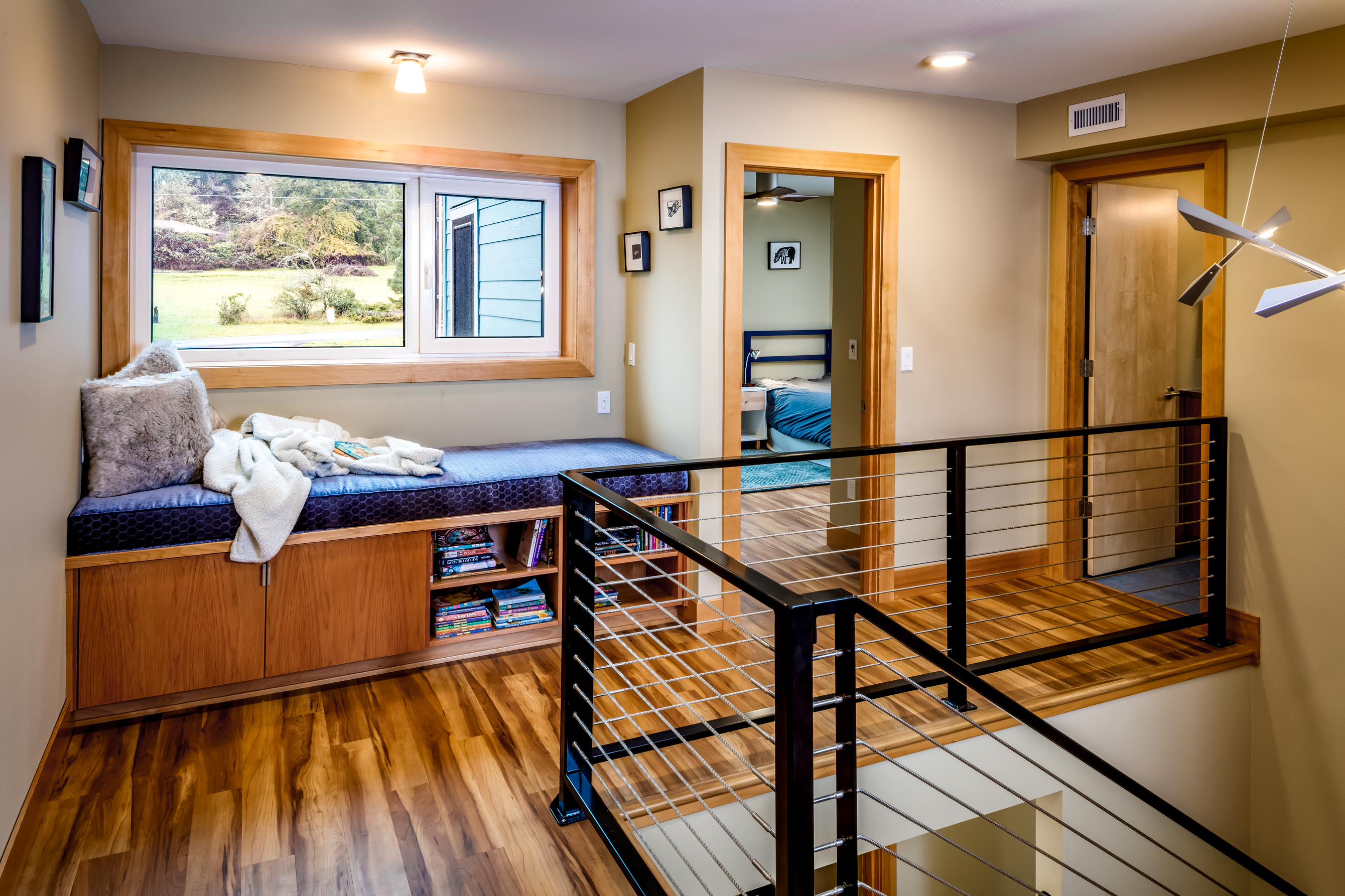 Modern Corvallis Vacation Home Cabinetry