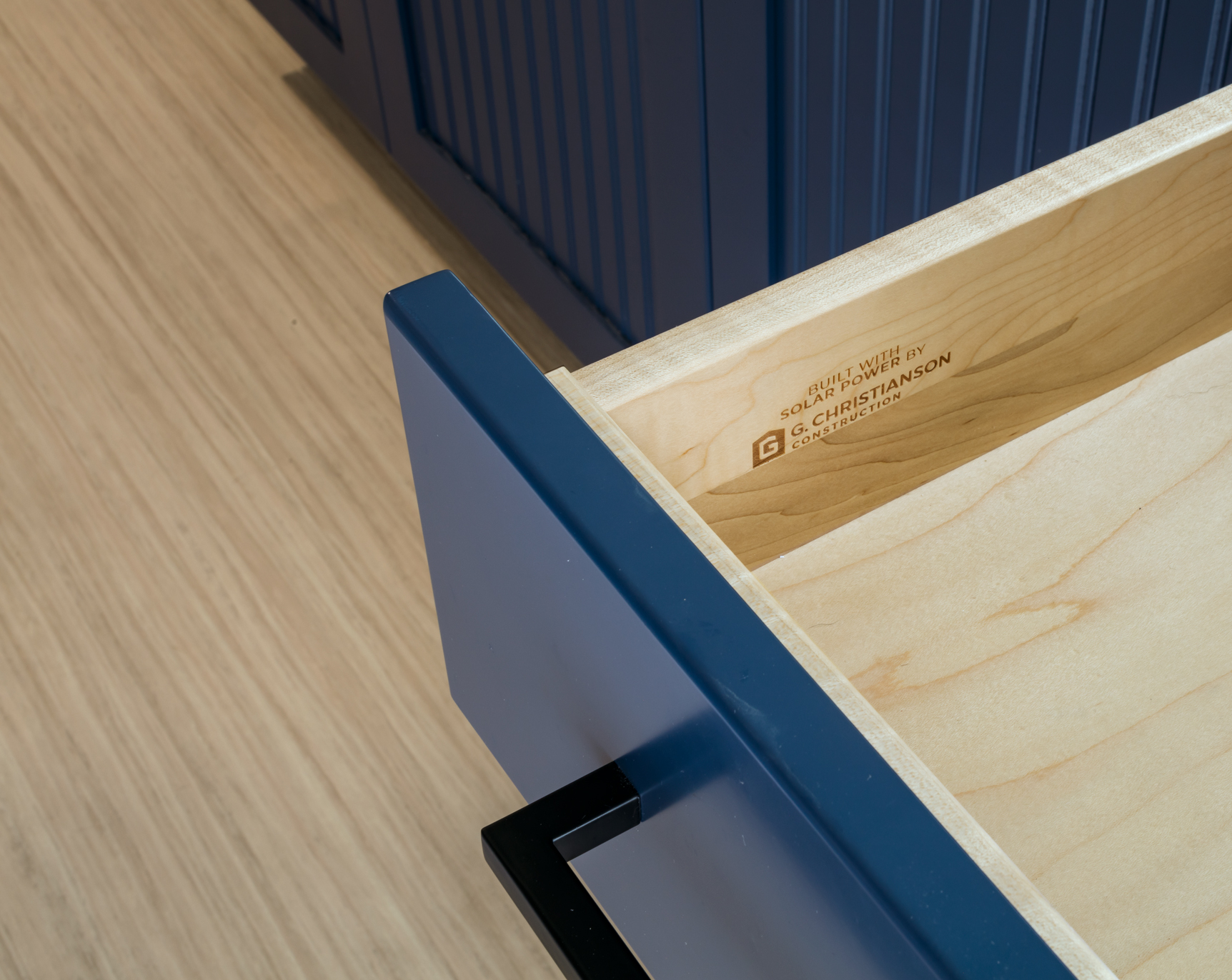 MFBA-Zirbel-Feature-Marmoleum-Flooring
