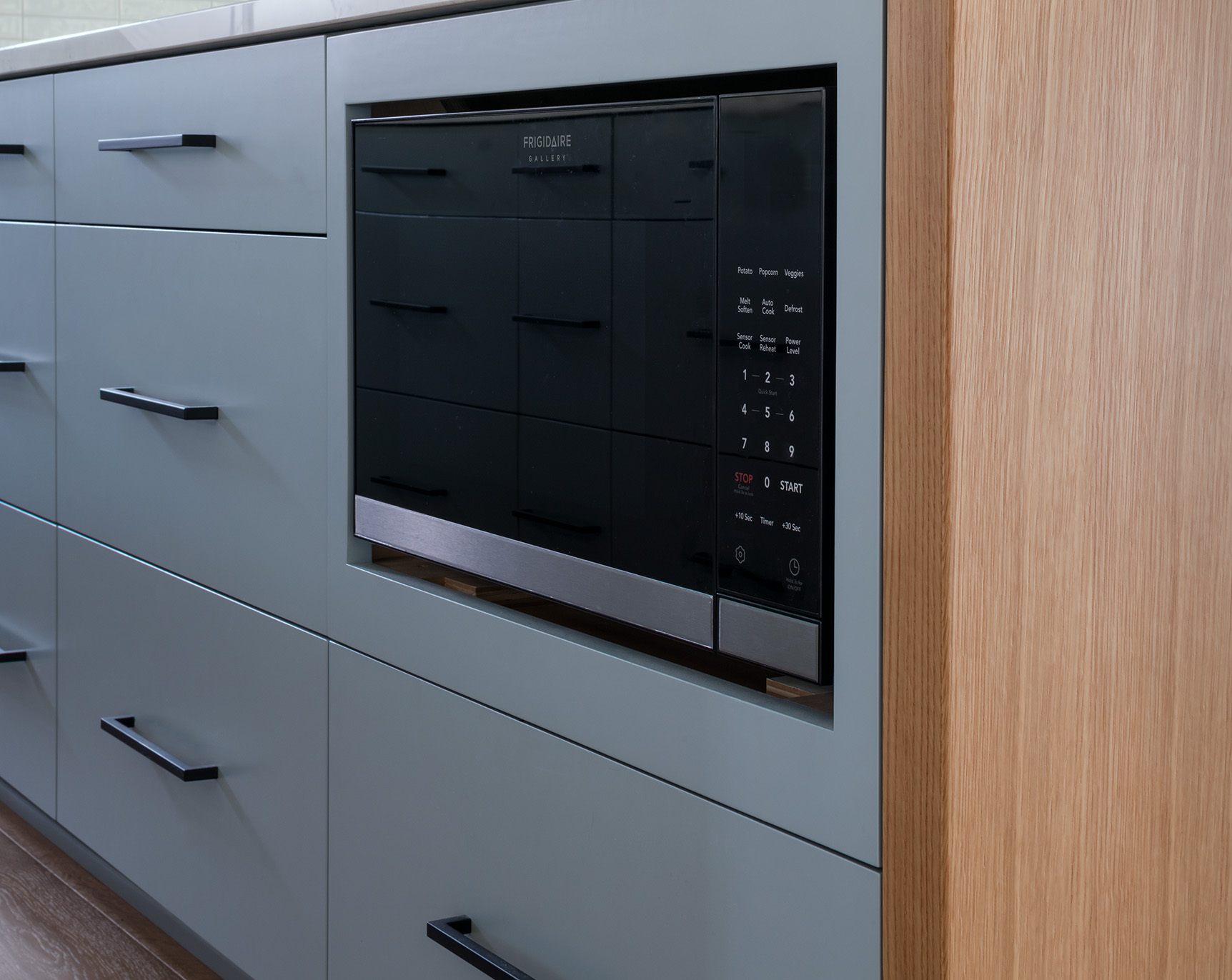 MOMK-Bahnson-Feature-Microwave-Lower