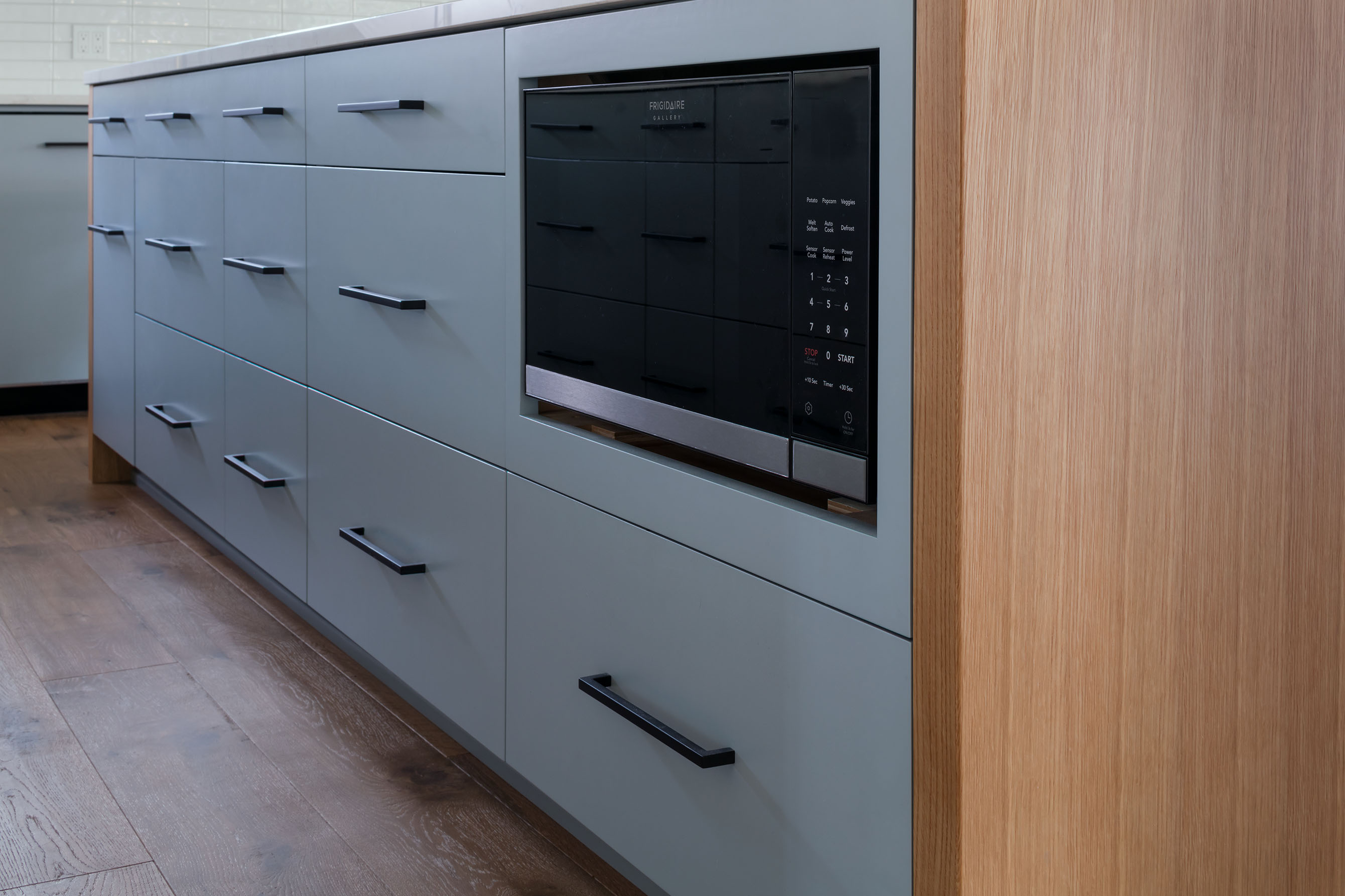 Modern Oak Mid-Century Kitchen