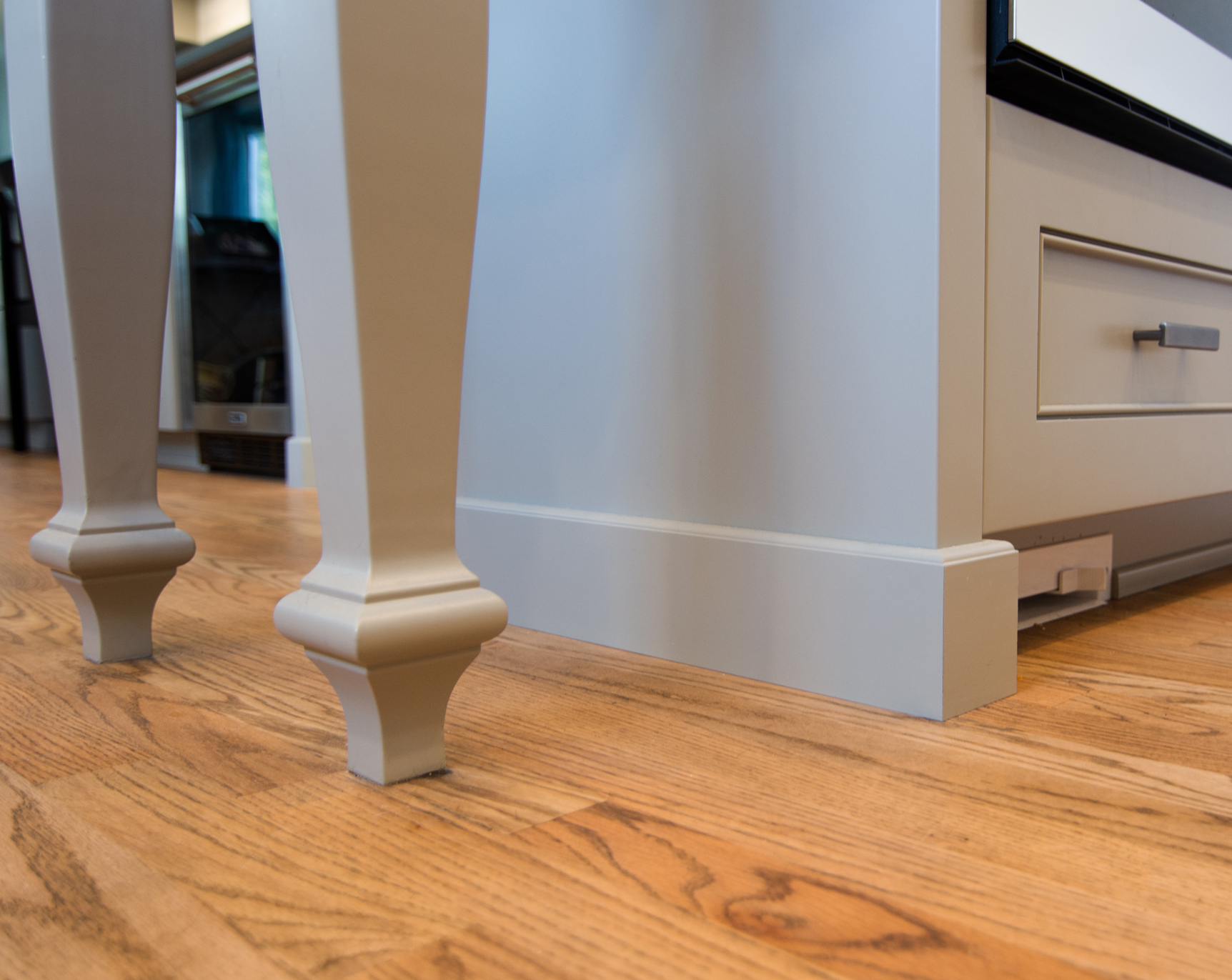 NHTK-Enghauser-Feature-Furniture-Style-Base-Moulding