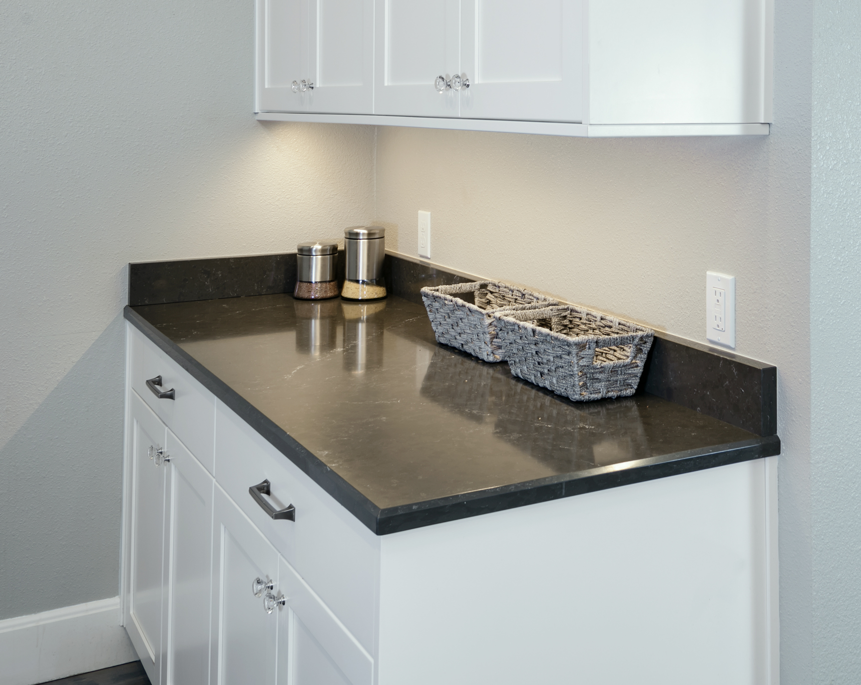TSSR-Kappa-Feature-Resilient-Quartz-Countertops