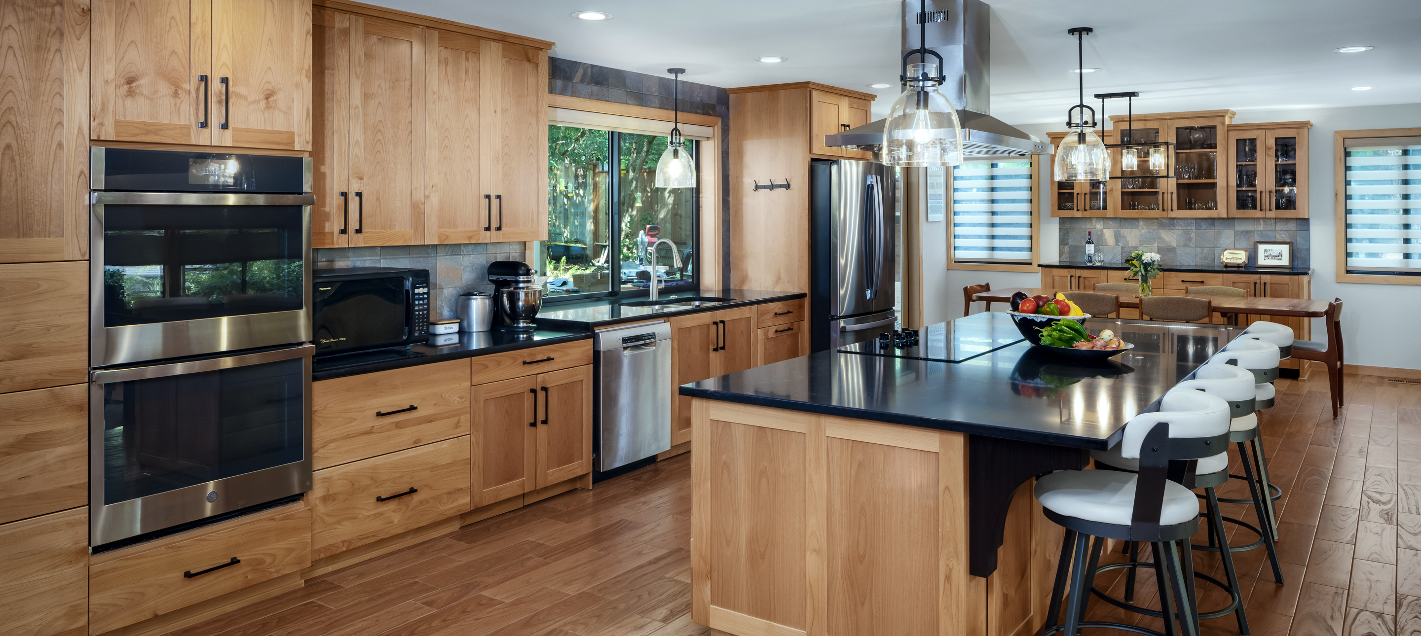 Wheelchair-Accessible Kitchen & Bath