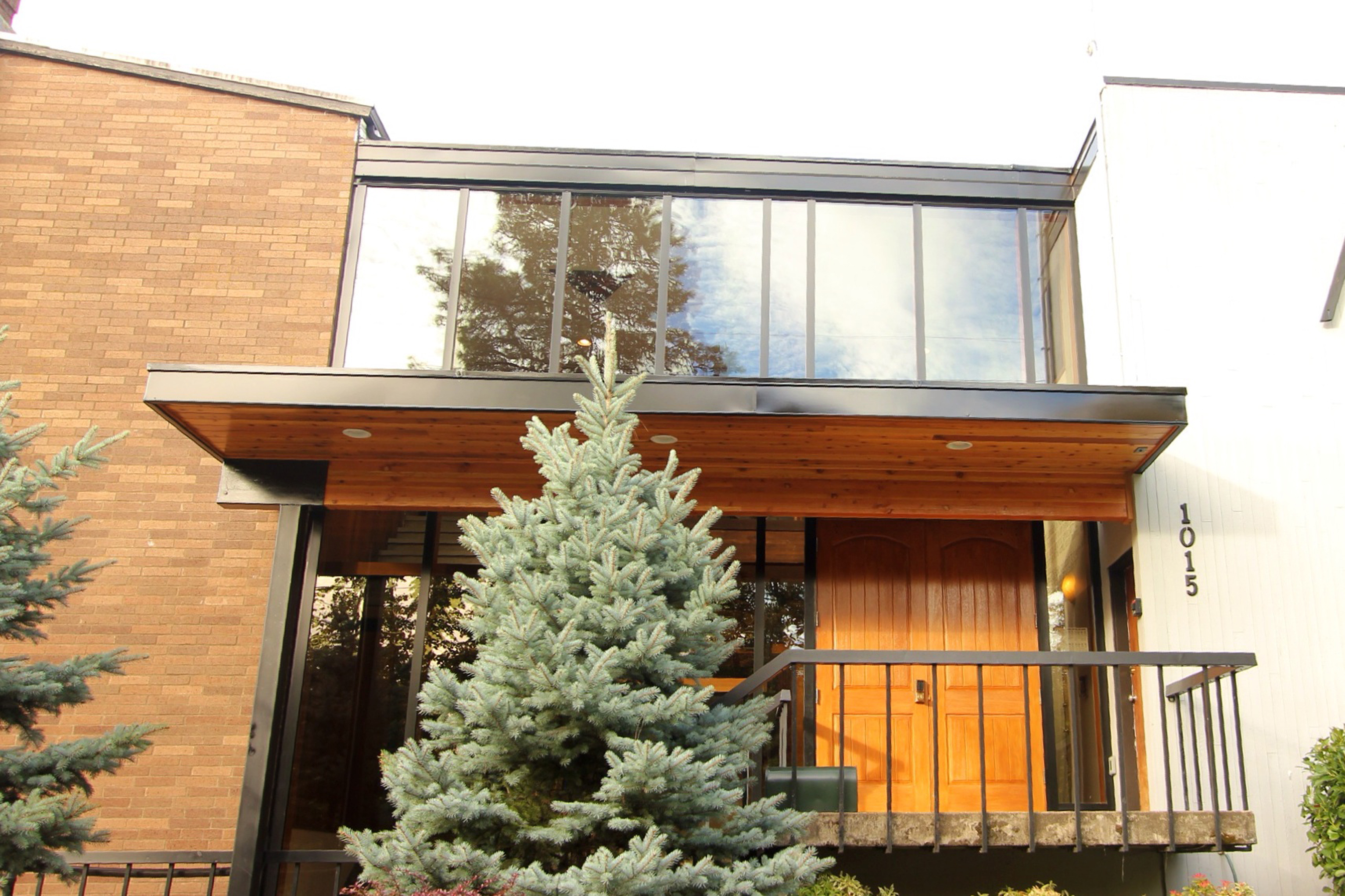 Window Wall Front Entrance